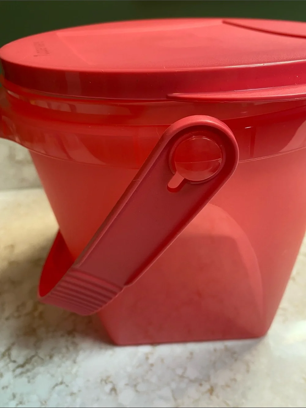 Tupperware Bright Coral Red Round Lid